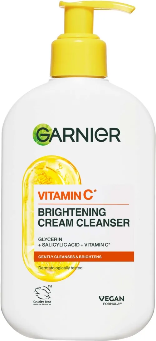 Garnier  Vitamin C* Glow Boost Cream Cleanser For Dull Skin 250 ml